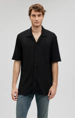 BUTTON-UP SHORT SLEEVE SHIRT IN BLACK