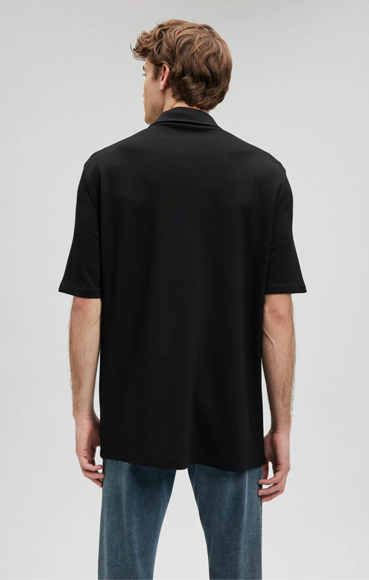 BUTTON-UP SHORT SLEEVE SHIRT IN BLACK