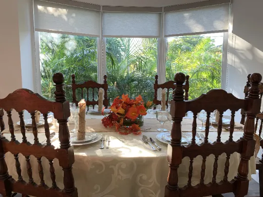 Frédéric Damask Oval Tablecloth