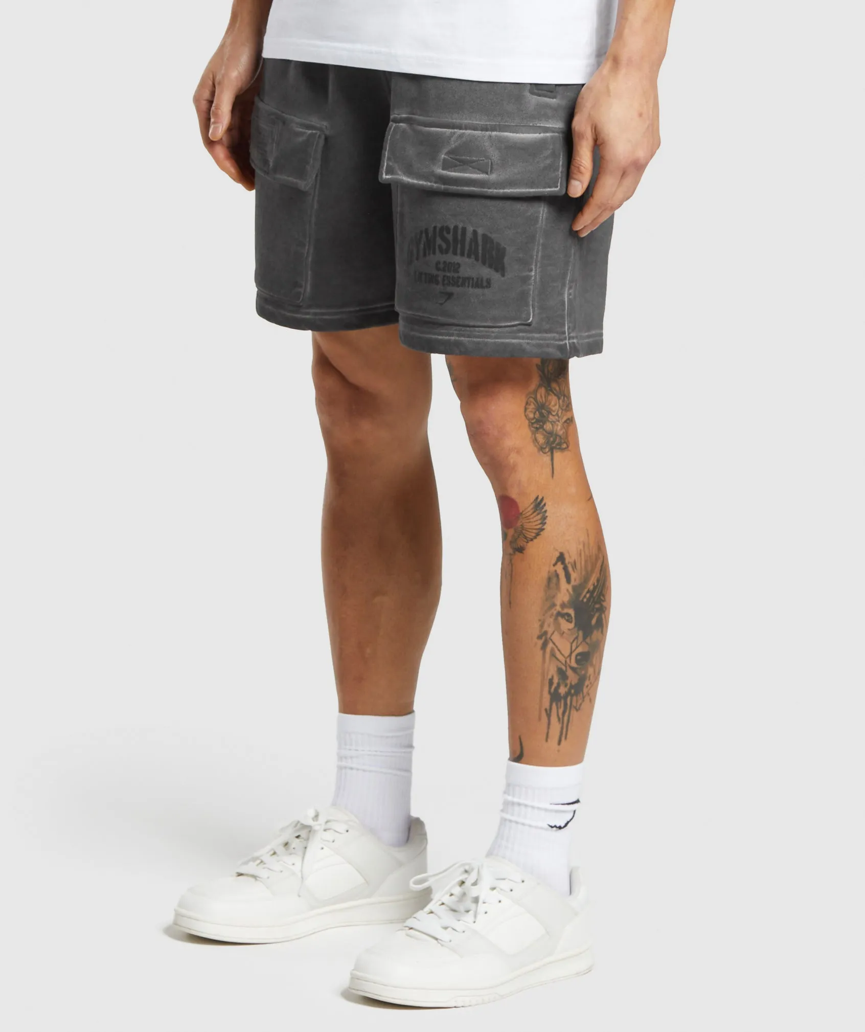 Gymshark Heavyweight Washed Cargo Shorts - Black