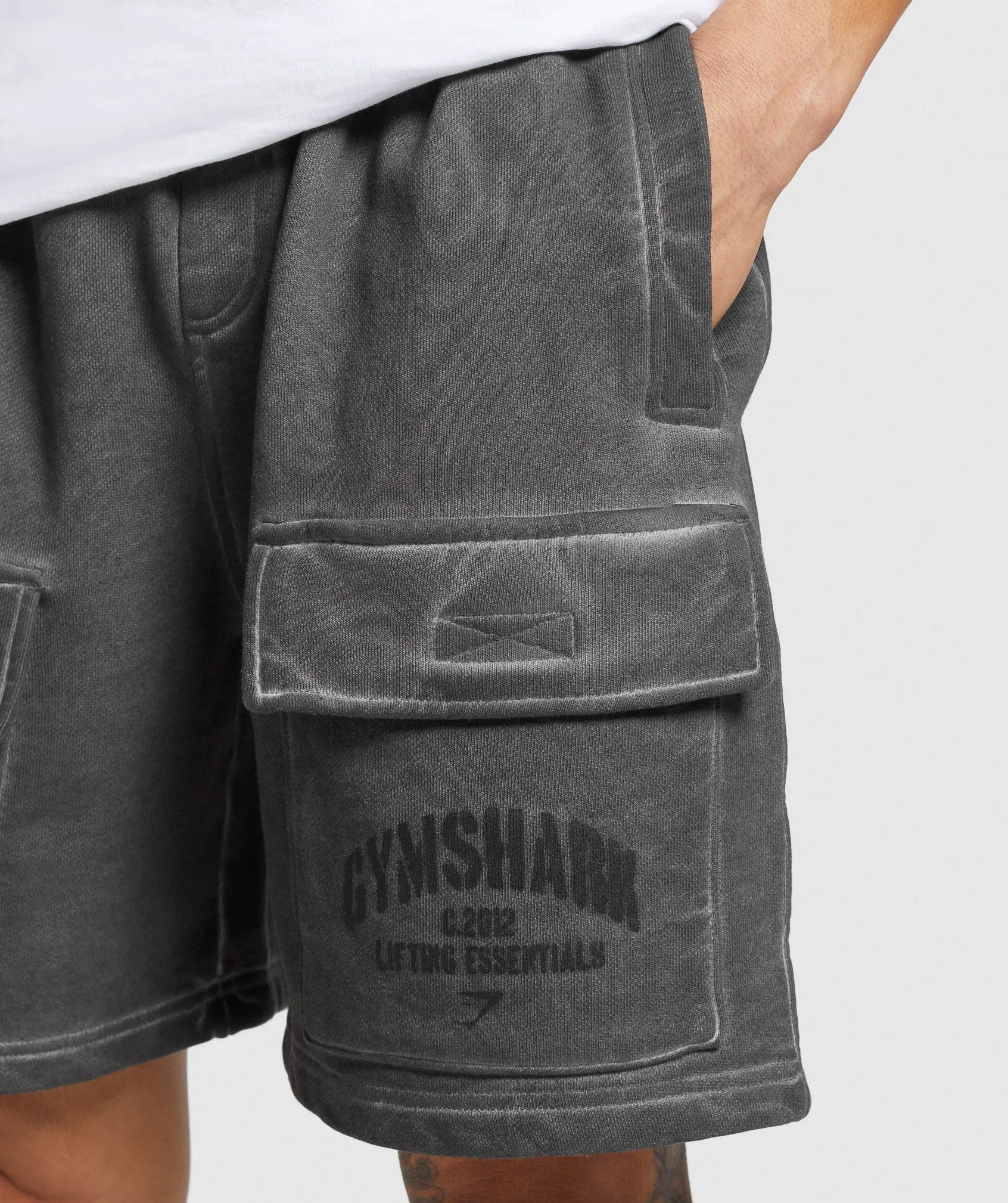 Gymshark Heavyweight Washed Cargo Shorts - Black