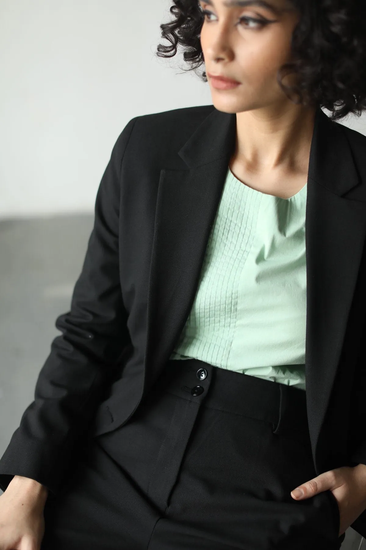 Solid Black Stretchable Women's Blazer