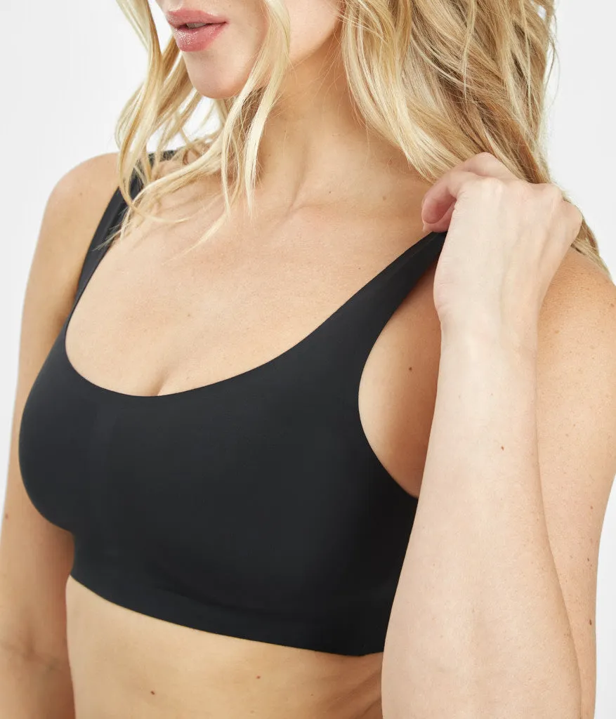 The Sleek Scoop Bralette: Jet Black