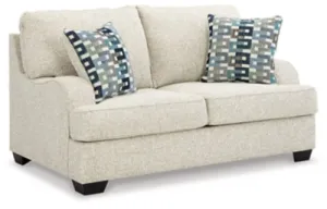 Valerano Loveseat