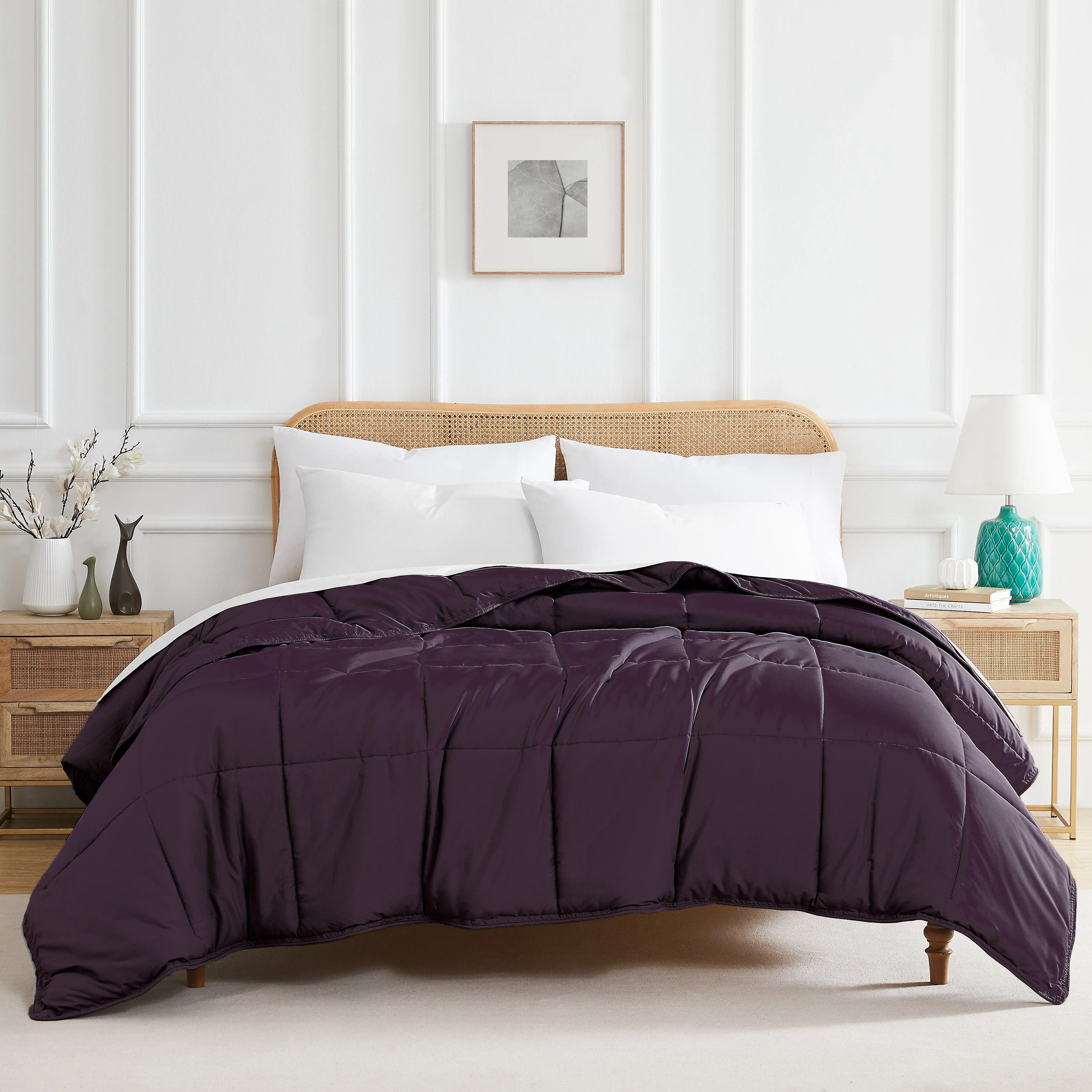 Vilano Down Alternative Comforter