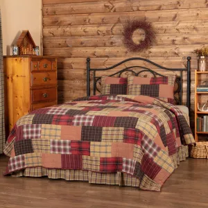 Wyatt Quilt Set, Quilt w/ Sham